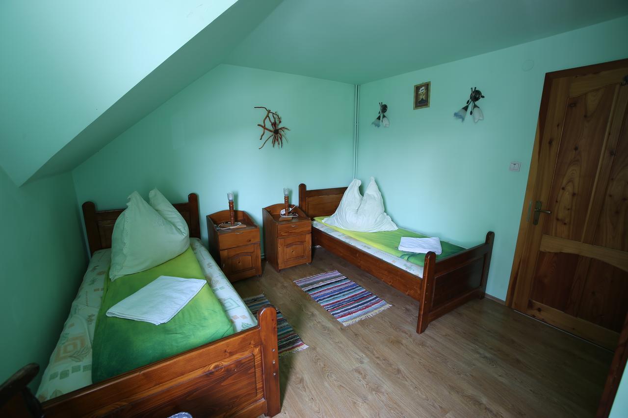 Pensiune Saroklak Sîncraiu Exterior foto